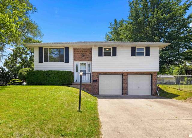 Property at 5602 E Fleet St, Chillicothe, IL 61523, 3 beds, 1 bath