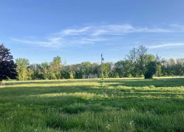 Property at 4710 51st Ave, Moline, IL 61265