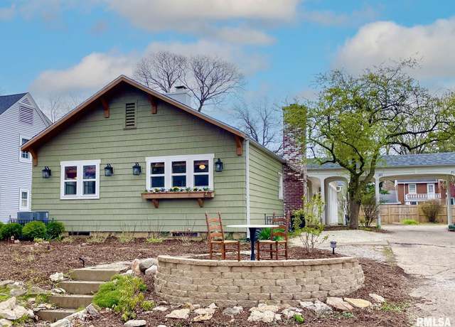 Property at 611 W Iowa St, Urbana, IL 61801, 5 beds, 3 baths