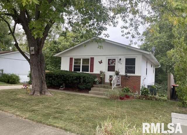 Property at 5729 N Wacker Dr, Peoria, IL 61614, 3 beds, 1 bath