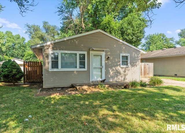 Property at 3328 Mars Ave, Springfield, IL 62707, 3 beds, 1 bath
