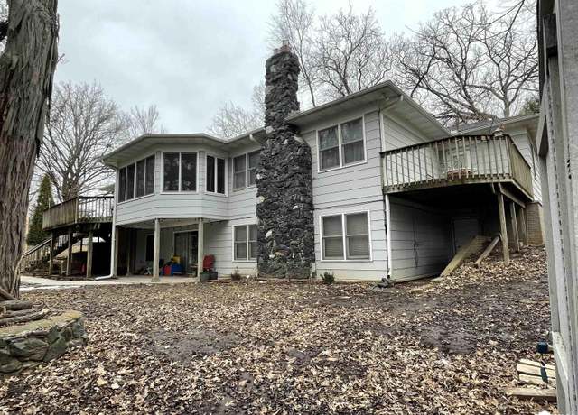 Property at 1121 2nd Avenue South, Clinton, IA 52732, 4 beds, 3.5 baths