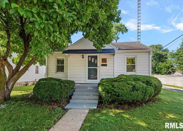 Property at 2912 E Enos Ave, Springfield, IL 62702, 2 beds, 1 bath