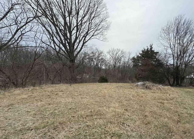 Property at 603 Vaux St, Zeigler, IL 62999