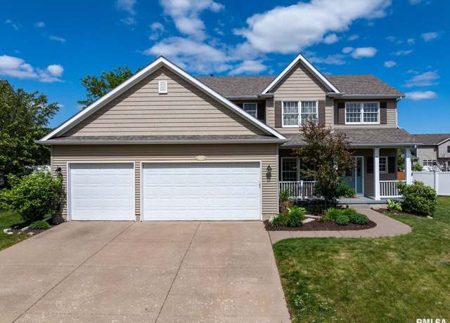 Property at 5817 Woodland Ave, Davenport, IA 52807, 4 beds, 2.5 baths