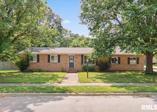 Property at 911 N Stanley Dr, Chillicothe, IL 61523, 3 beds, 2 baths