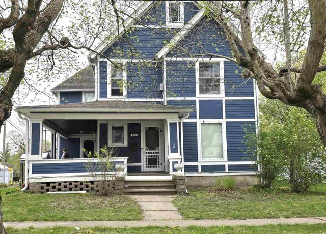 Property at 301 W Main St, Morrison, IL 61270, 4 beds, 2 baths