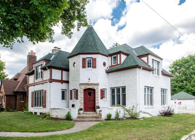 Property at 3316 N Biltmore Ave, Peoria, IL 61604, 4 beds, 1.5 baths