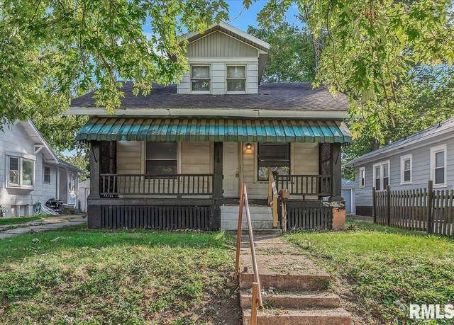 Property at 2516 S 10th St, Springfield, IL 62703, 2 beds, 1 bath