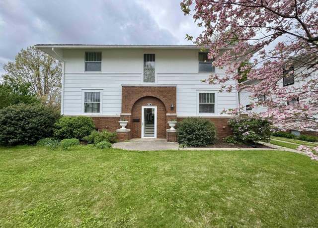 Property at 405 S Edwards St, Macomb, IL 61455, 3 beds, 1.5 baths