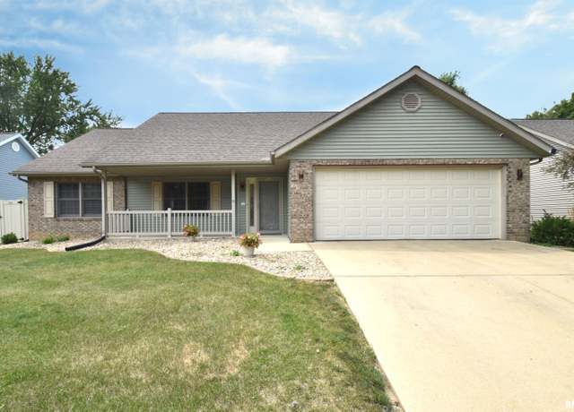 Property at 923 S Johanson Rd, Peoria, IL 61607, 4 beds, 3 baths