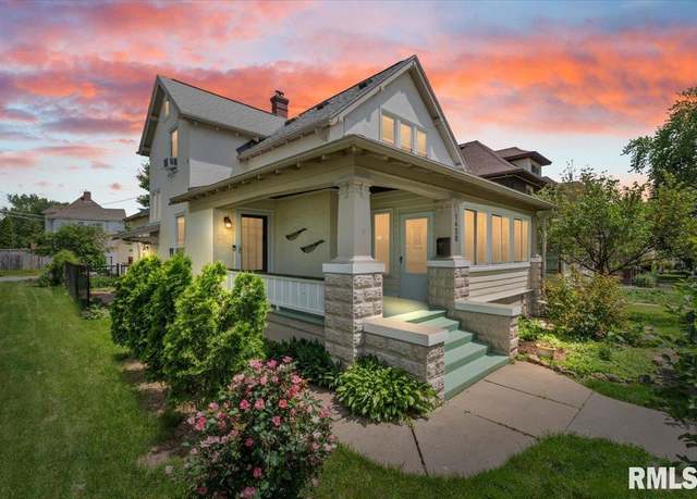Property at 1428 9th St, Moline, IL 61265-2954, 4 beds, 1.5 baths