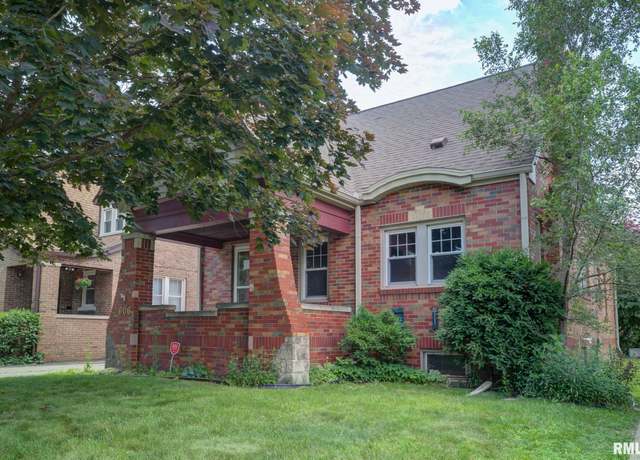 Property at 606 W Maywood Ave, Peoria, IL 61604, 4 beds, 2 baths