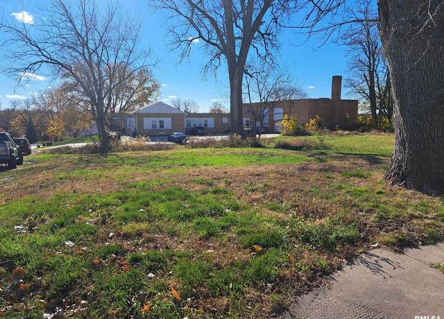 Property at 2124 2nd Ave, East Moline, IL 61244