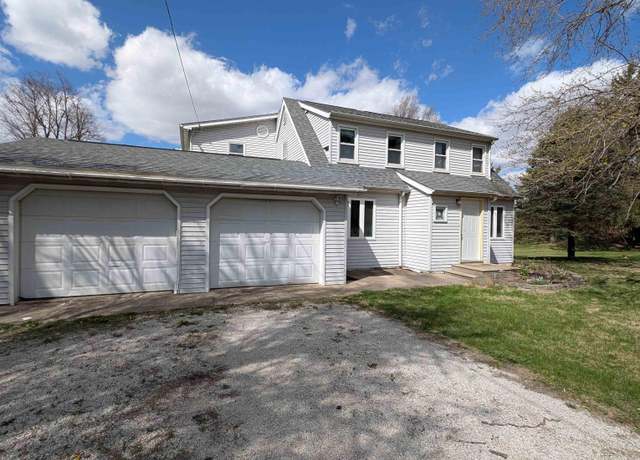 Property at 1494 Highway 150 County Road, Goodfield, IL 61742, 5 beds, 2 baths
