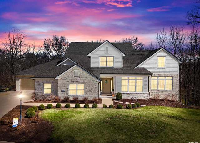 Property at 3905 W Crestridge Ct, Peoria, IL 61615, 4 beds, 4.5 baths