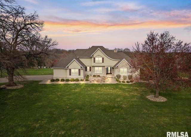 Property at 25058 189th St, Bettendorf, IA 52722-7343, 5 beds, 4.5 baths