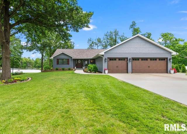 Property at 59 Miller Ln, Taylorville, IL 62568, 4 beds, 3.5 baths