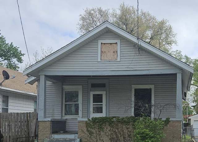 Property at 724 E Virginia Ave, Peoria, IL 61603, 3 beds, 1 bath