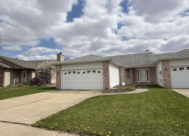 Property at 3900 Brandonshire Dr, Springfield, IL 62704, 2 beds, 2 baths