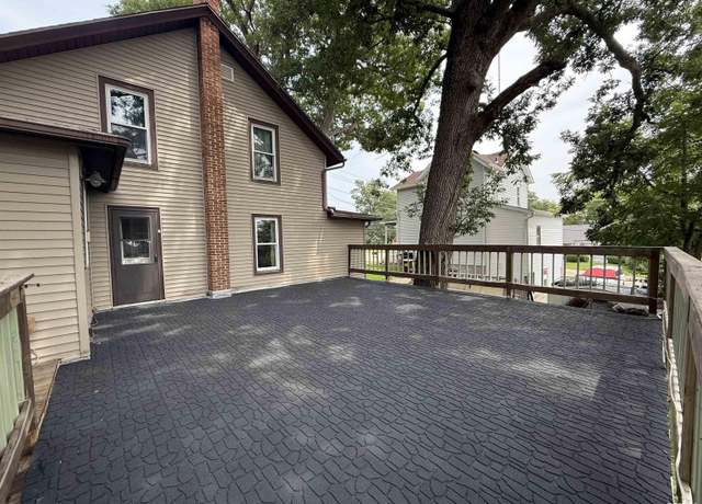 Property at 203 W North St, Morrison, IL 61270, 3 beds, 2 baths