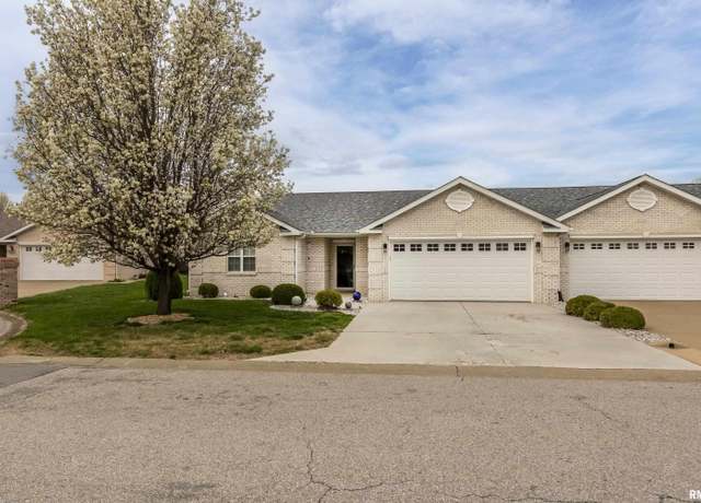 Property at 659 Lake Harbor Dr, Marion, IL 62959, 3 beds, 2 baths