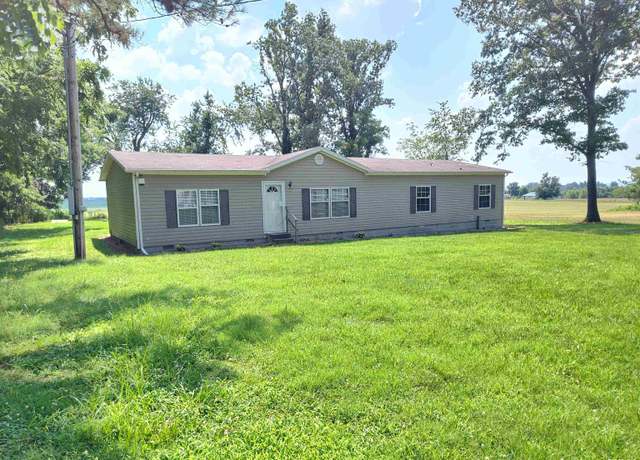 Property at 45 Davis Ridge Rd, Eldorado, IL 62930, 3 beds, 2 baths