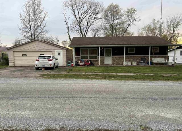 Property at 711 N Adams St, West Frankfort, IL 62896, 3 beds, 1 bath