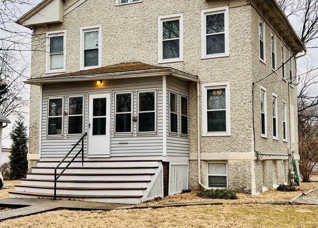 Property at 806-810 E Berrien St, Galesburg, IL 61401, 4 beds, 2 baths