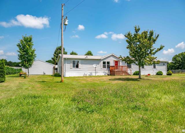 Property at 1752 Duncan Rd, Murrayville, IL 62668, 4 beds, 2.5 baths