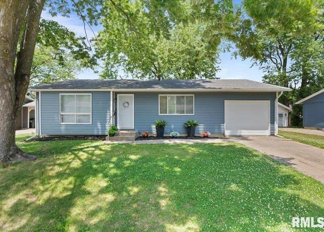 Property at 3518 W Garfield St, Davenport, IA 52804, 4 beds, 2 baths