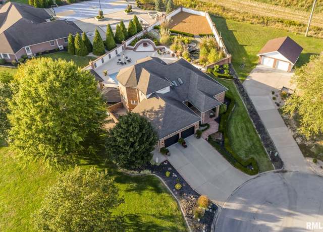Property at 1506 Baltusrol Dr, Marion, IL 62959, 4 beds, 3 baths