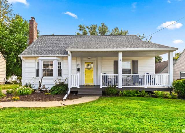 Property at 202 North St, Washington, IL 61571, 4 beds, 2 baths