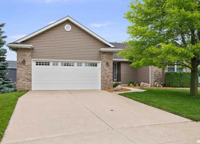 Property at 5142 Fillmore Ct, Davenport, IA 52806, 3 beds, 2 baths