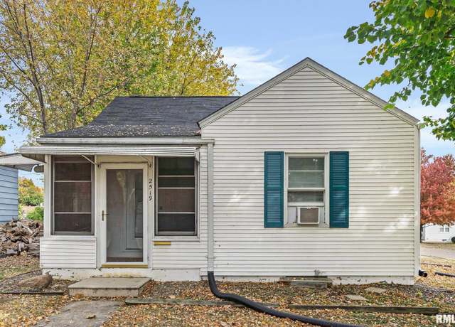 Property at 2519 33rd Ave, Rock Island, IL 61201, 2 beds, 2 baths