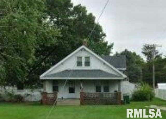 Property at 908 N Bruns Ave, Springfield, IL 62702, 3 beds, 1 bath