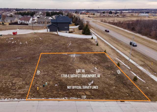 Property at 1705 E 59th Ct, Davenport, IA 52807
