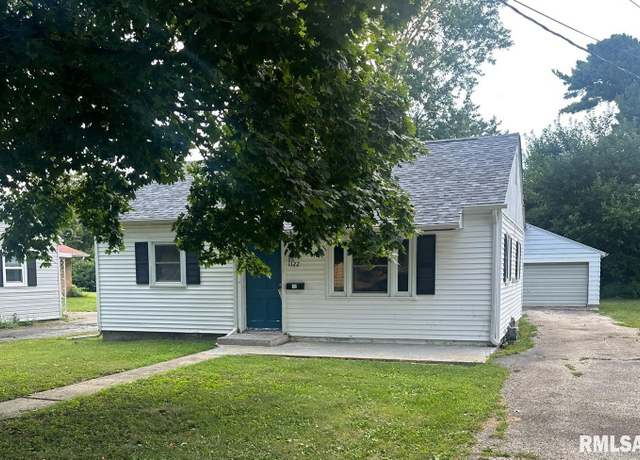 Property at 1122 Huber Ave, Galesburg, IL 61401, 2 beds, 1 bath