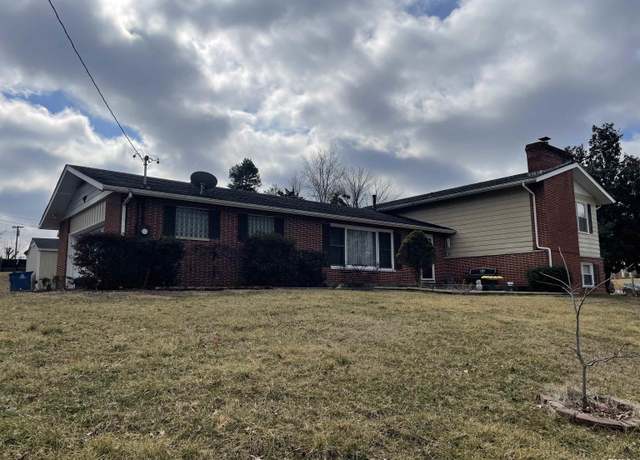 Property at 217 Apple Ln, Anna, IL 62906, 3 beds, 3 baths