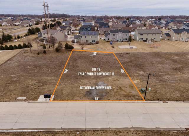 Property at 1714 E 59th Ct, Davenport, IA 52807