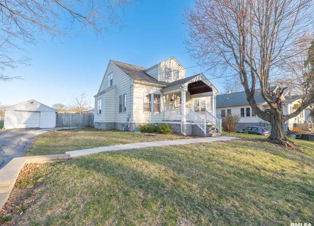 Property at 607 Pekin Ave, East Peoria, IL 61611, 4 beds, 2 baths