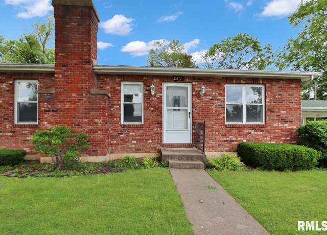 Property at 2311 Madison St, Quincy, IL 62301, 3 beds, 2 baths