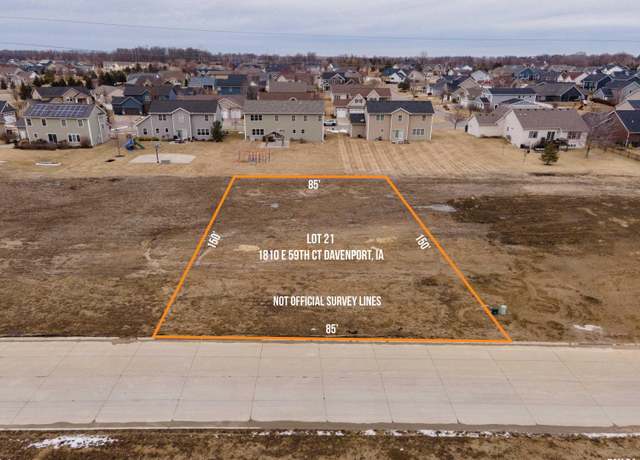 Property at 1810 E 59th Ct, Davenport, IA 52807