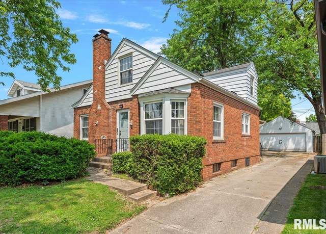 Property at 1928 N 5th St, Springfield, IL 62702, 3 beds, 2.5 baths