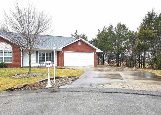 Property at 3211 Cherokee Dr, Marion, IL 62959, 2 beds, 2 baths