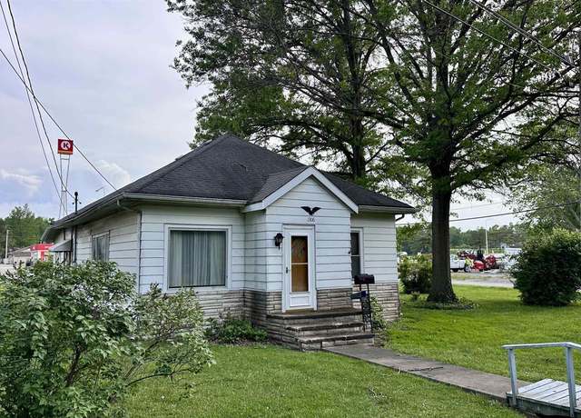 Property at 1306 W Saint Louis St, West Frankfort, IL 62896, 2 beds, 1 bath