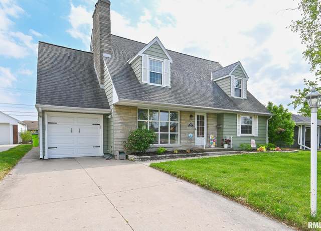 Property at 606 W Ridgemont Rd, Peoria, IL 61614, 4 beds, 2 baths