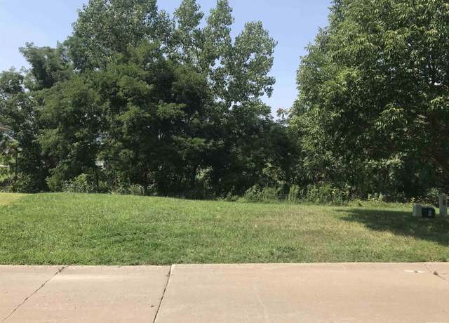 Property at 711 7th Street Court, Moline, IL 61265