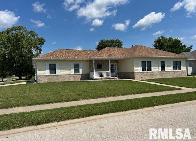 Property at 4424 Venetian Dr, Springfield, IL 62703, 3 beds, 2 baths