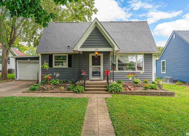 Property at 109 Buttell St, Elkhart, IL 62634, 2 beds, 1 bath
